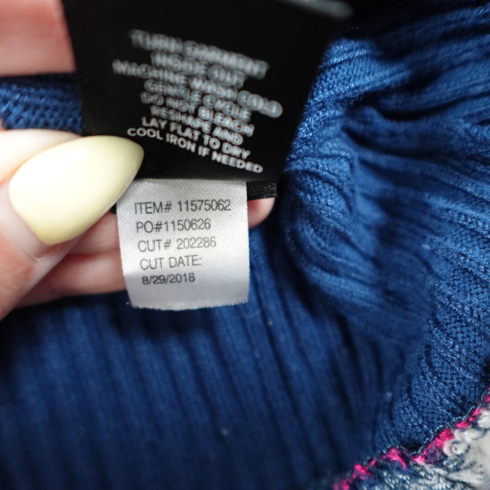Torrid Top Women Size 2X Blue Ribbed Mixed Media Plaid Hem V Neck Long Sleeve - Picture 5 of 10